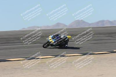 media/Oct-13-2025-Moto Forza (Mon) [[a66d839500]]/3-B Group/Session 2 (Bowl)/